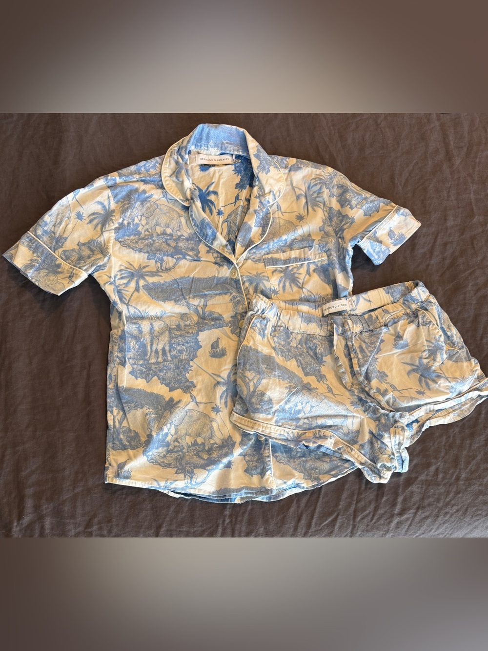 Desmond & Dempsey Loxodonta Blue Safari Short PJ Set - Picture 2 of 9